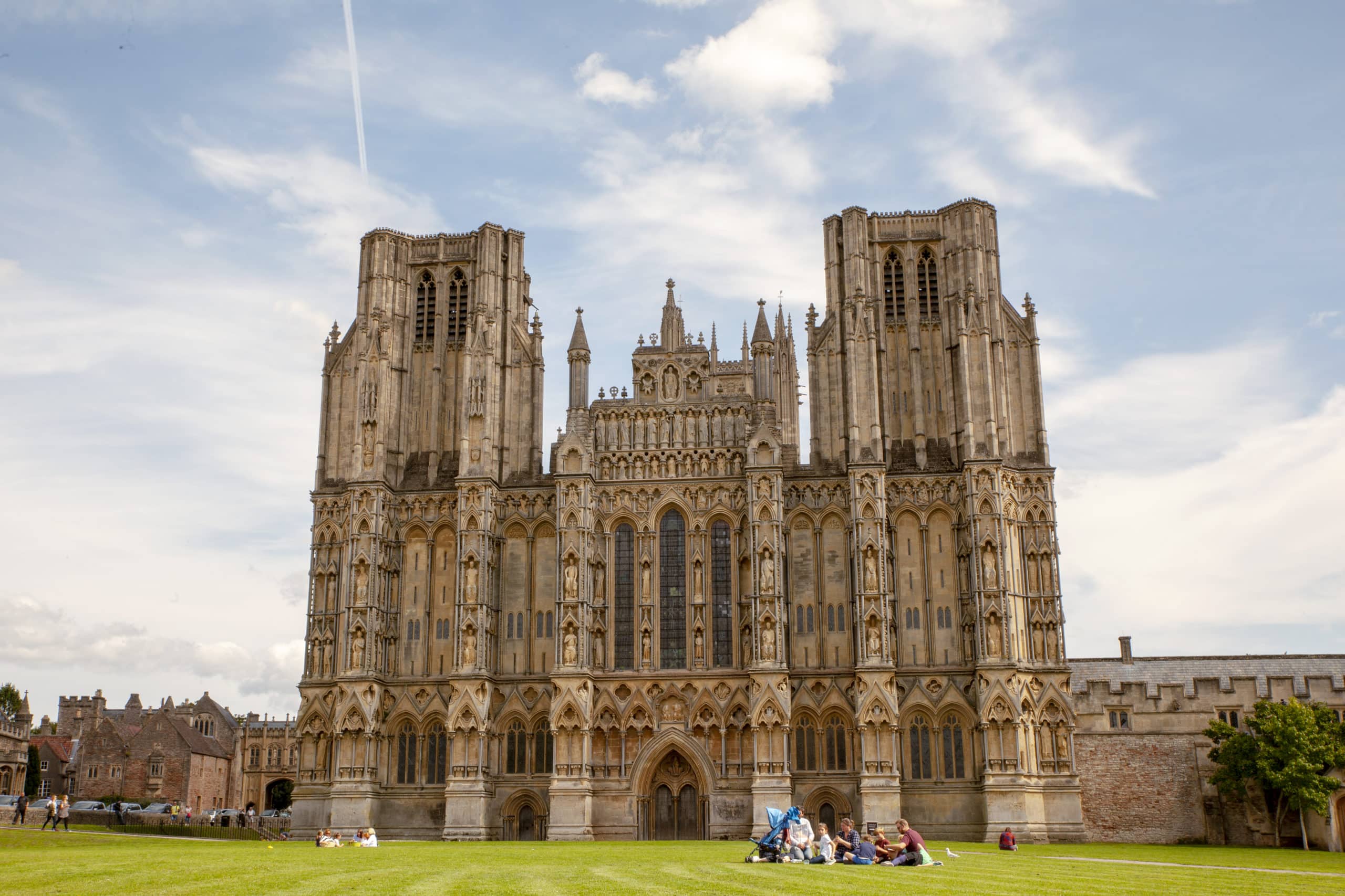Top Characteristics of Medieval Architecture
